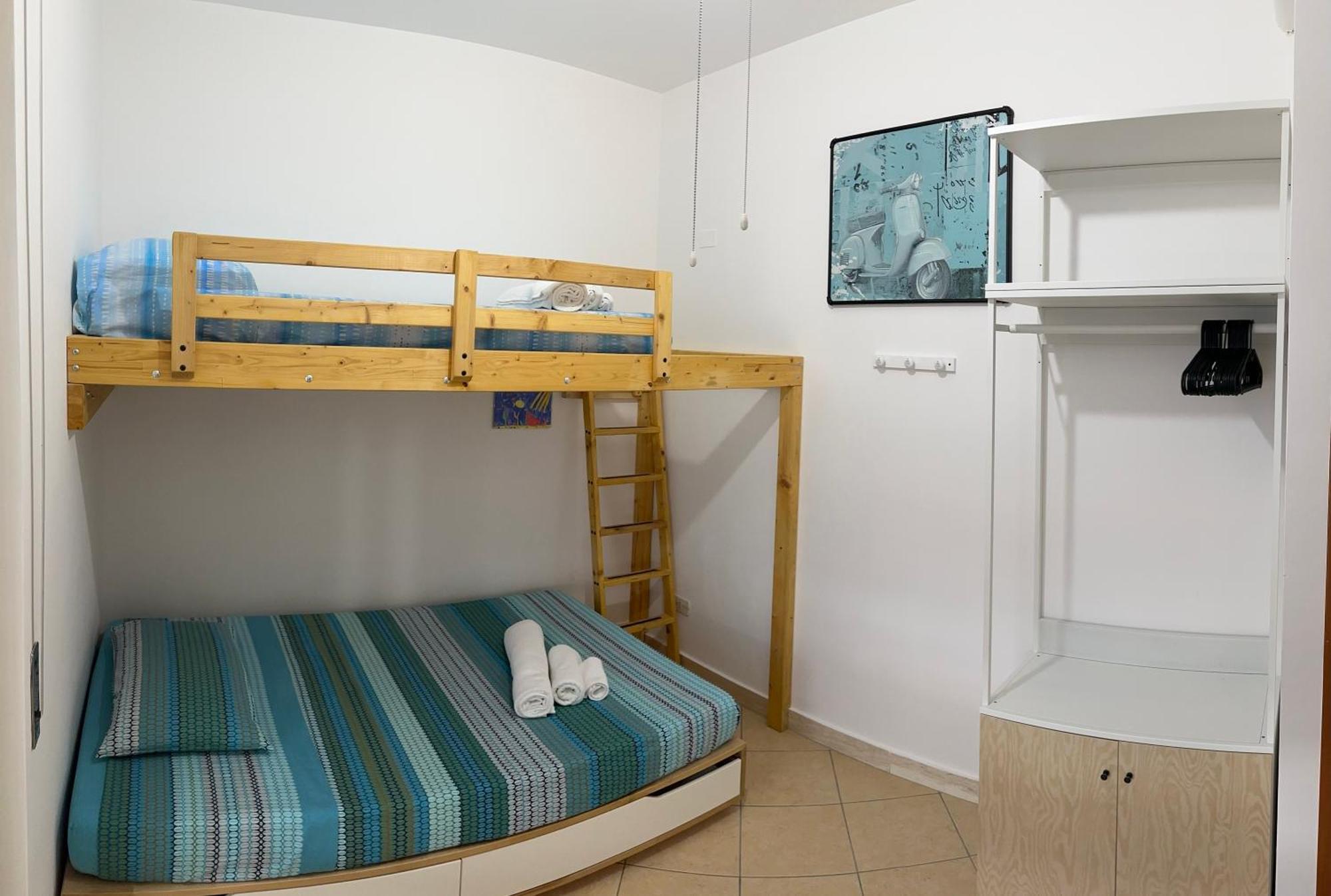 Casa Vacanze Lisa Torre Ovo Esterno foto
